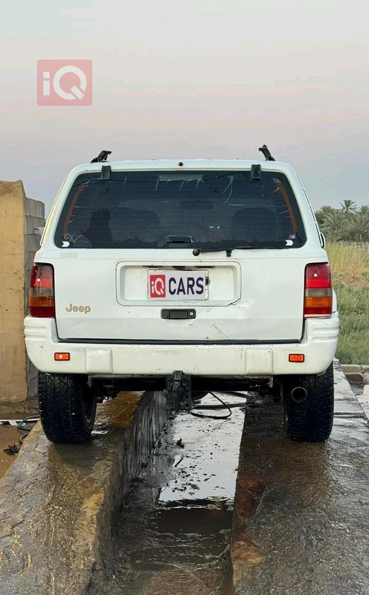 جيب جراند شيروكي